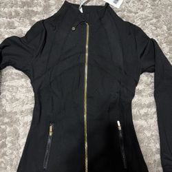 Lululemon Define Jacket Size 4&6