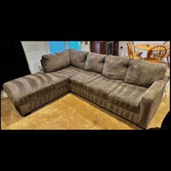 Sectional Couch 