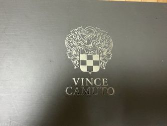 VINCE CAMUTO sandals