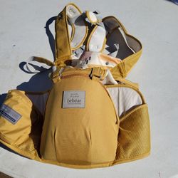 Be Bear Hip Seat Infant Carrier