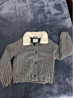 Girls clothing
