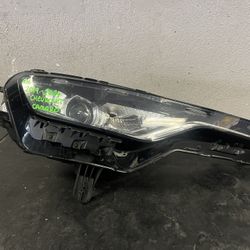 2019-2020-2021-2022-2023-2024 CHEVROLET CAMARO RIGHT HEADLIGHT OEM USED