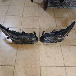 2020 TOYOTA PRIUS PRIME HEADLIGHTS 