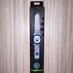 New Disney Magic Band Finding Nemo HANGRY Shark Fish Blue Disneyland 2024