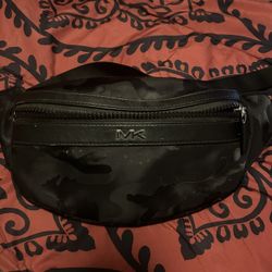Micheal Kors Fanny Pack