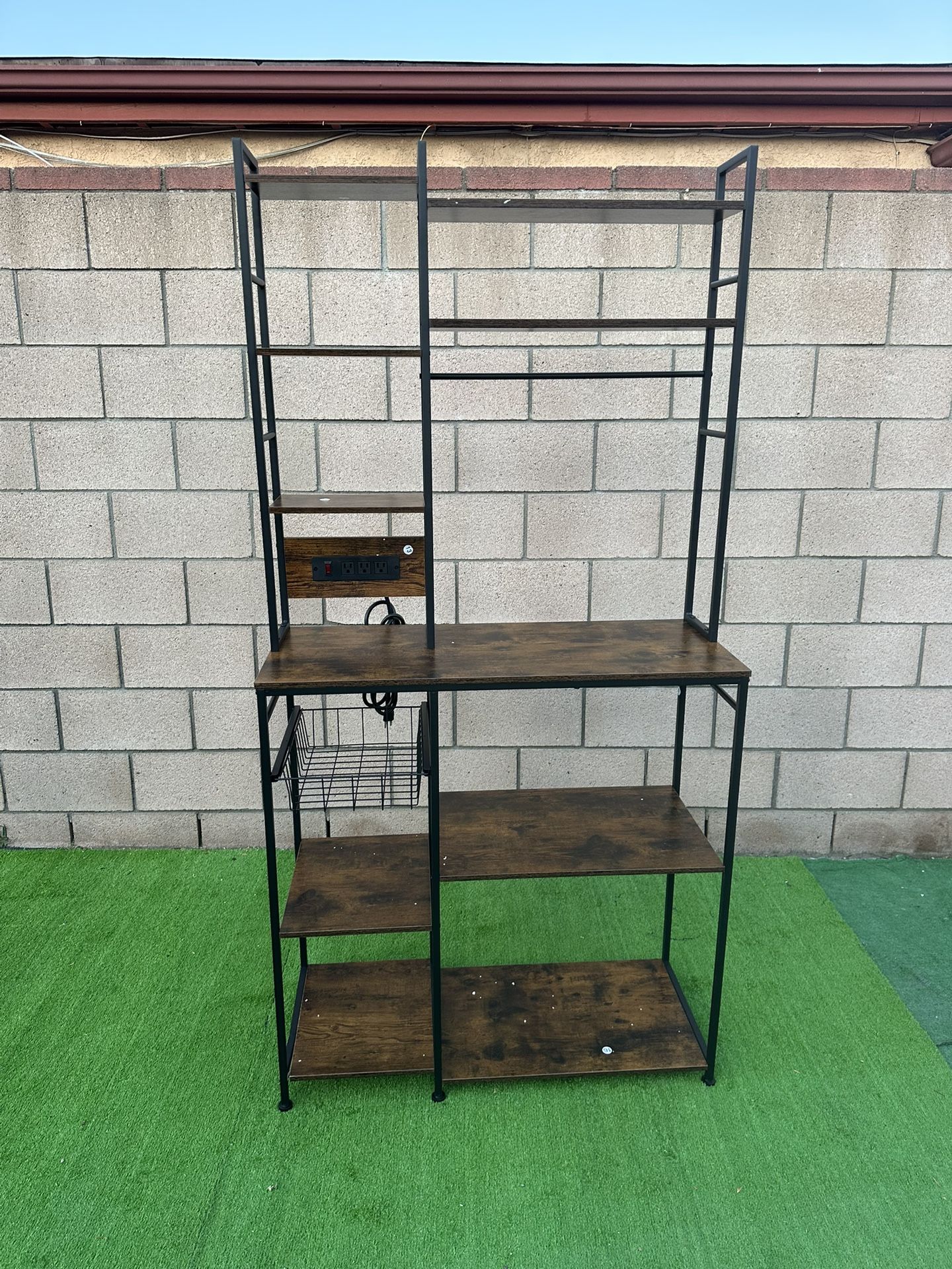 Baker Rack New $$75