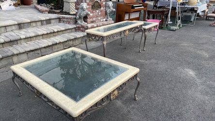 Marble coffeee and end tables