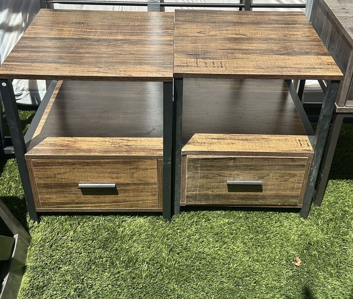 2 Wooden Nightstands/Desks With Drawers