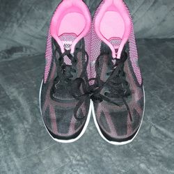 Nike Revolution Sneakers Shoes 