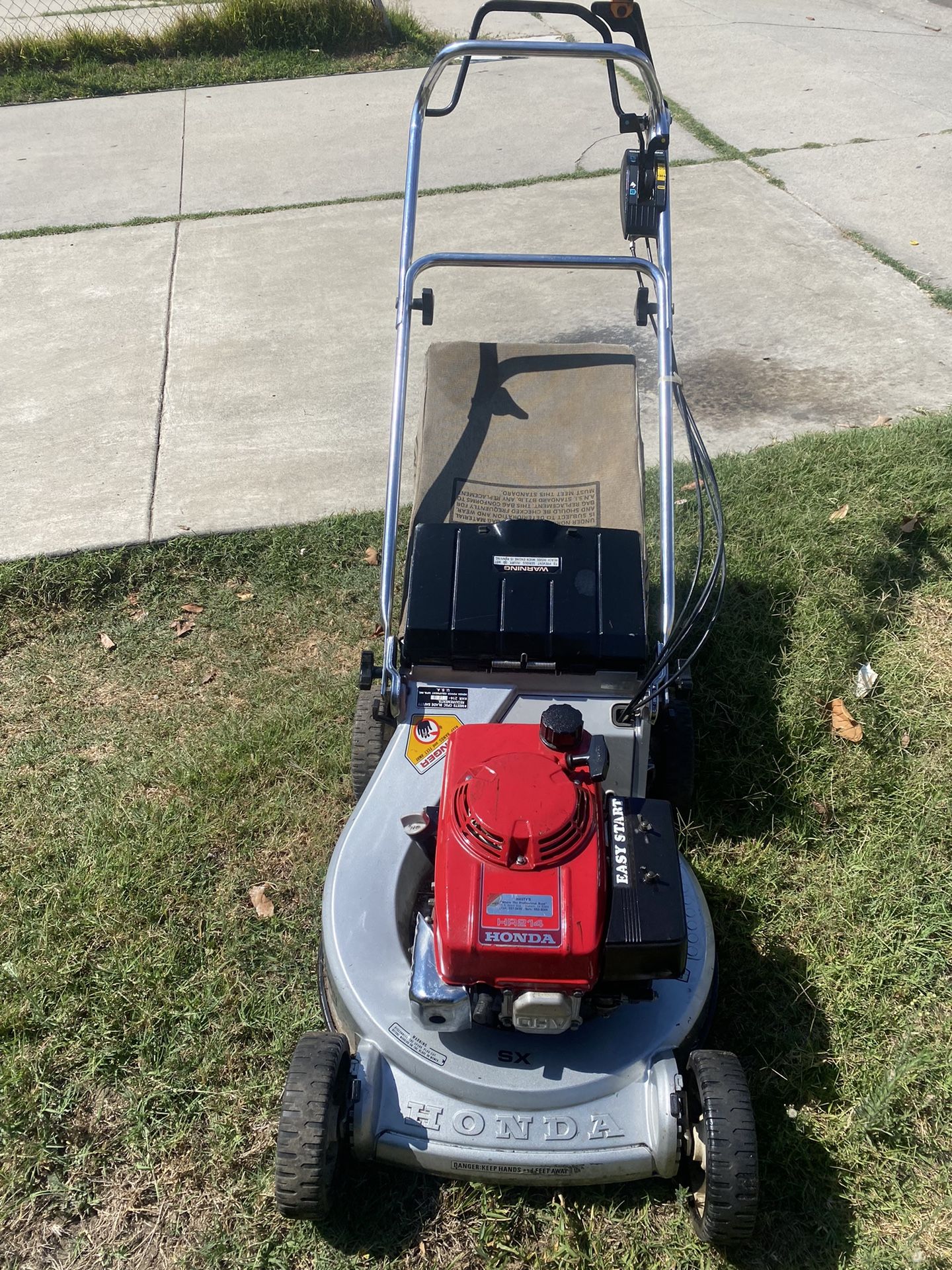 Honda Lawnmower Self Propelled Commercial for Sale in Lakewood, CA