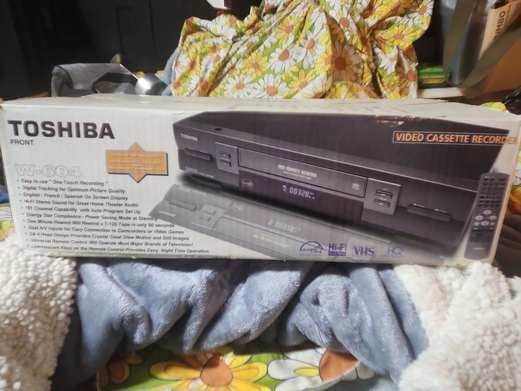 Toshiba W-604 Video Cassette Recorder