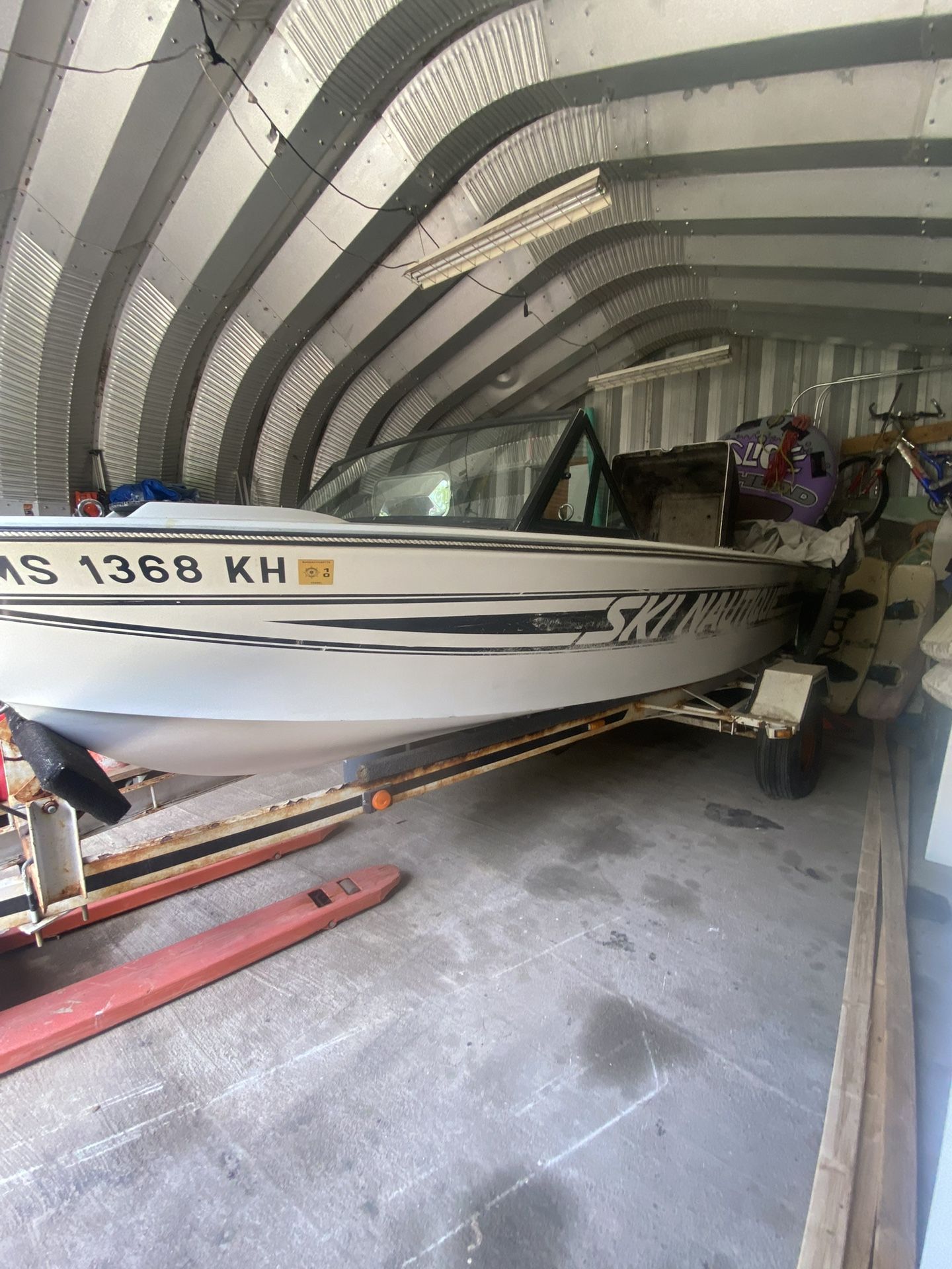 1981 Ski Nautique 20th Anniversary Edition