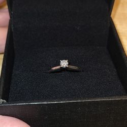 Kays  Engagement Or Promise Ring Size 8