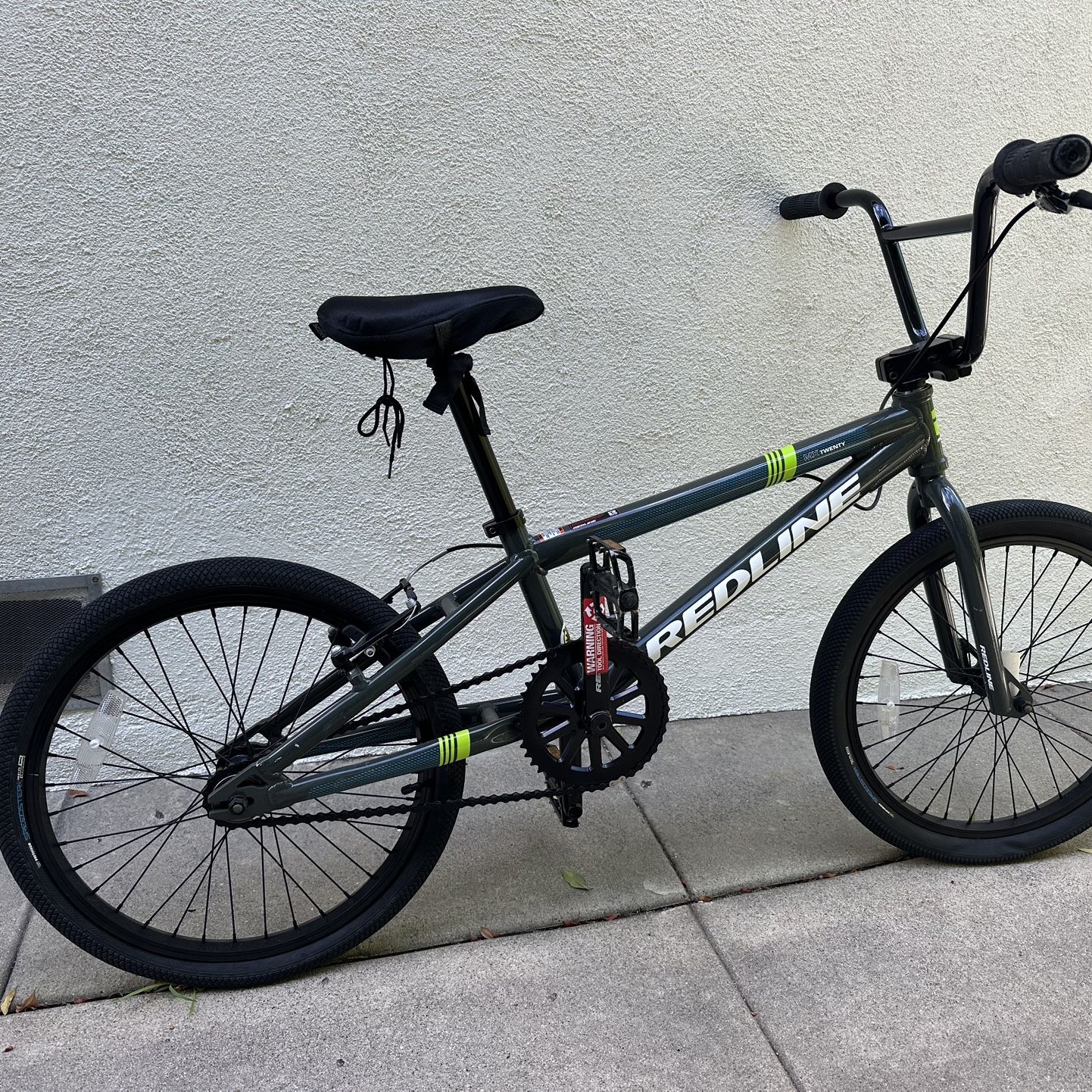 Redline BMX Bike – Excellent Condition (Barely Used)