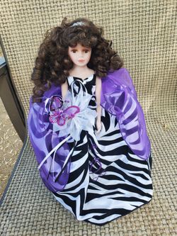 Mis Quinceanera 12" Doll