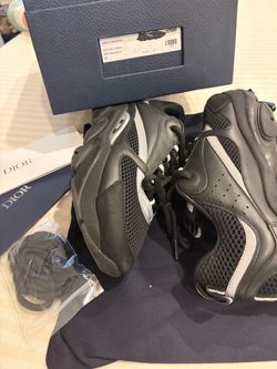 Dior B22