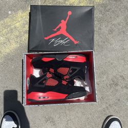 Jordan 4 Red Thunder 