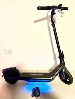 Segway - Ninebot E2 Pro Electric Scooter w/21.7 miles Max Range & 15.5 mph Max Speed - Black