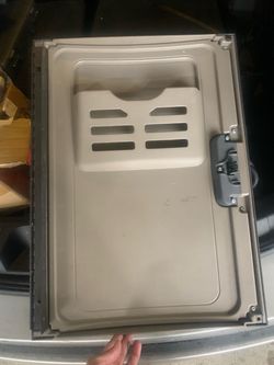 Freightliner cascadia Cabinet doors
