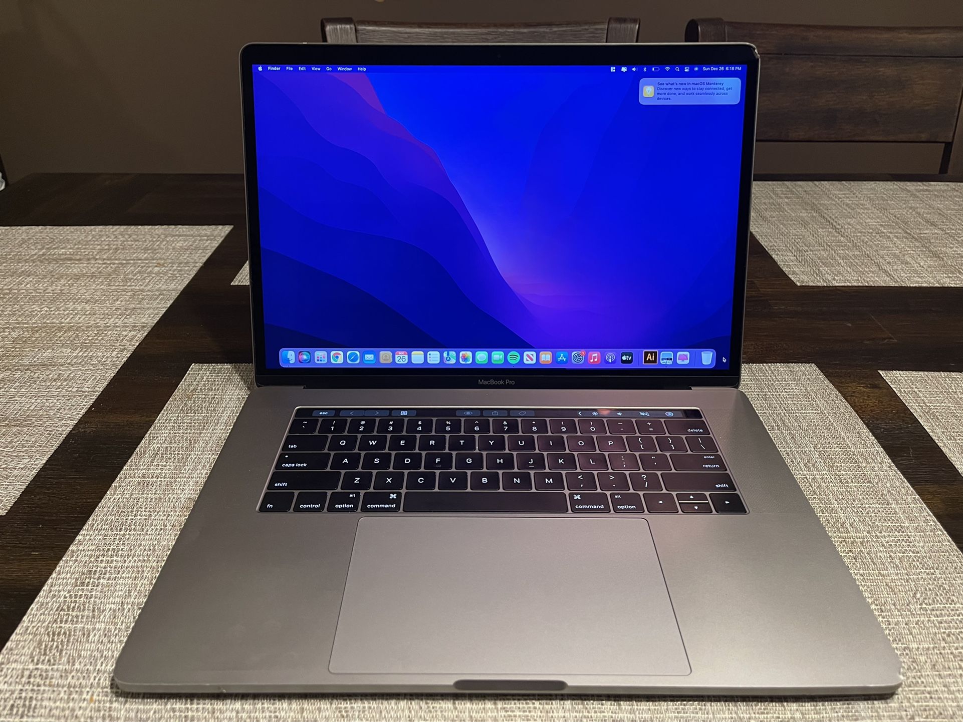 Apple Macbook Pro I7 16gb 256gb Ssd MacBook Pro (15-inch, Mid 2015)  Quad-Core Intel