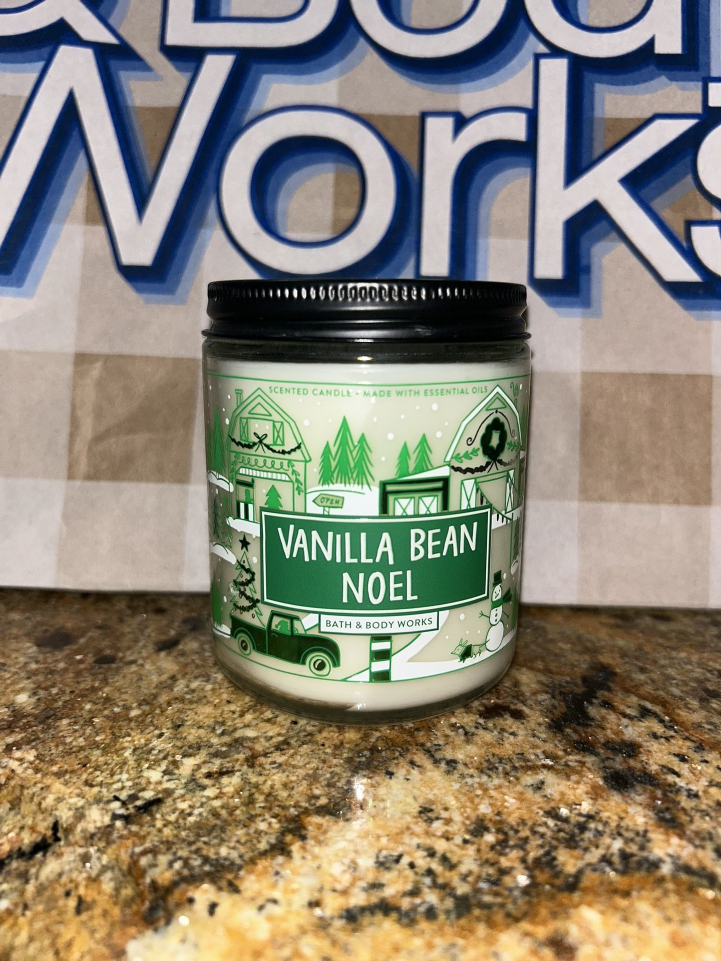 Bath & Body Works Vanilla Bean Noel Single Wick Candle