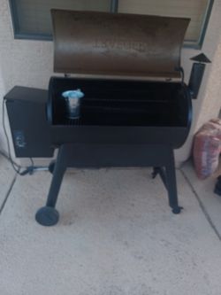 Traeger Pellet Grill Smoker