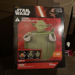 Star Wars Yoda Disney Halloween Pumpkin Decorating 