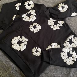 Black (L) denim tear hoodie 