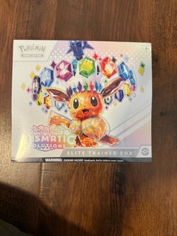 Pokémon Scarlet & Violet Prismatic Evolutions Elite Trainer Box