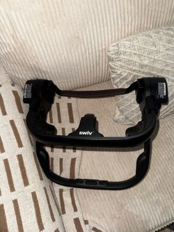Nuna Swiv Pipa Attachment