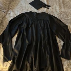 Masters’ Cap and Gown