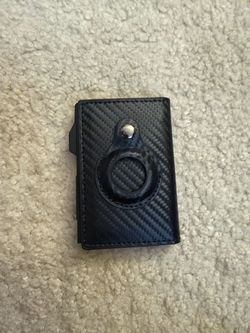 Carbon Fiber Slim Wallet with AirTag Holder