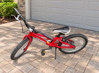 Jamis Laser 20 inch kids bike bmx, comes with helmet