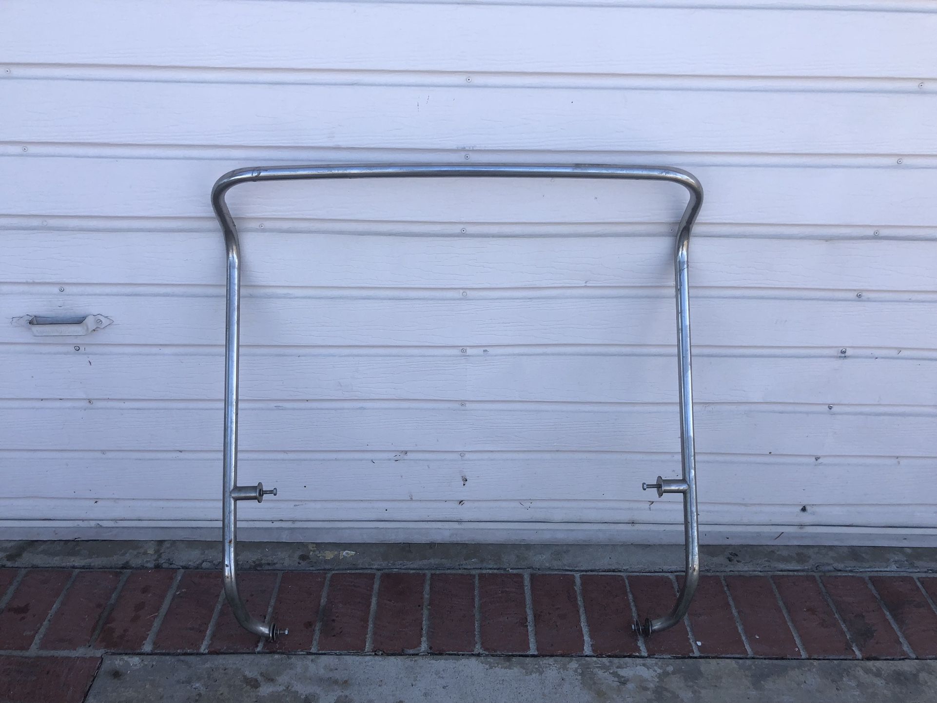 center console grab rail