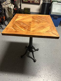 Wooden Square Table 24x24