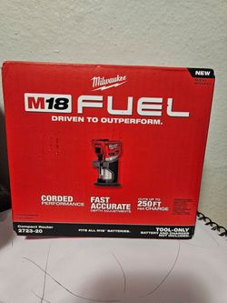 MILWAUKEE M18 ROUTER NEW
