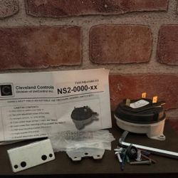 NS2-0000-04 Furnace Air Pressure Sensing Switch PS000 Cleveland Controls