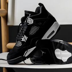 Jordan 4 White Thunder 