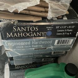 Mahagony Flooring! New!
