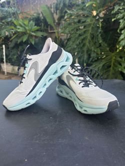 On Running Sneakers White Mint Low-Top