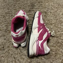 Women’s New Balance 9060 Magenta/White