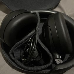 Sony Over Ear Bluetooth Noise Canceling Headphones # WH-XB910N  (OBO)