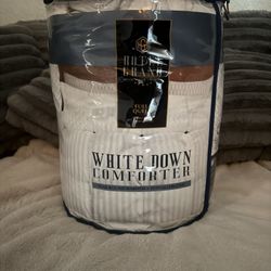 Hotel Grand White Down Comforter Full/Queen NWT