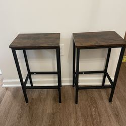 2 Kitchen Stools