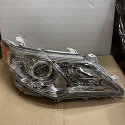 RH Headlight 2012-2014 Toyota Camry Right Side Halogen Projector Light