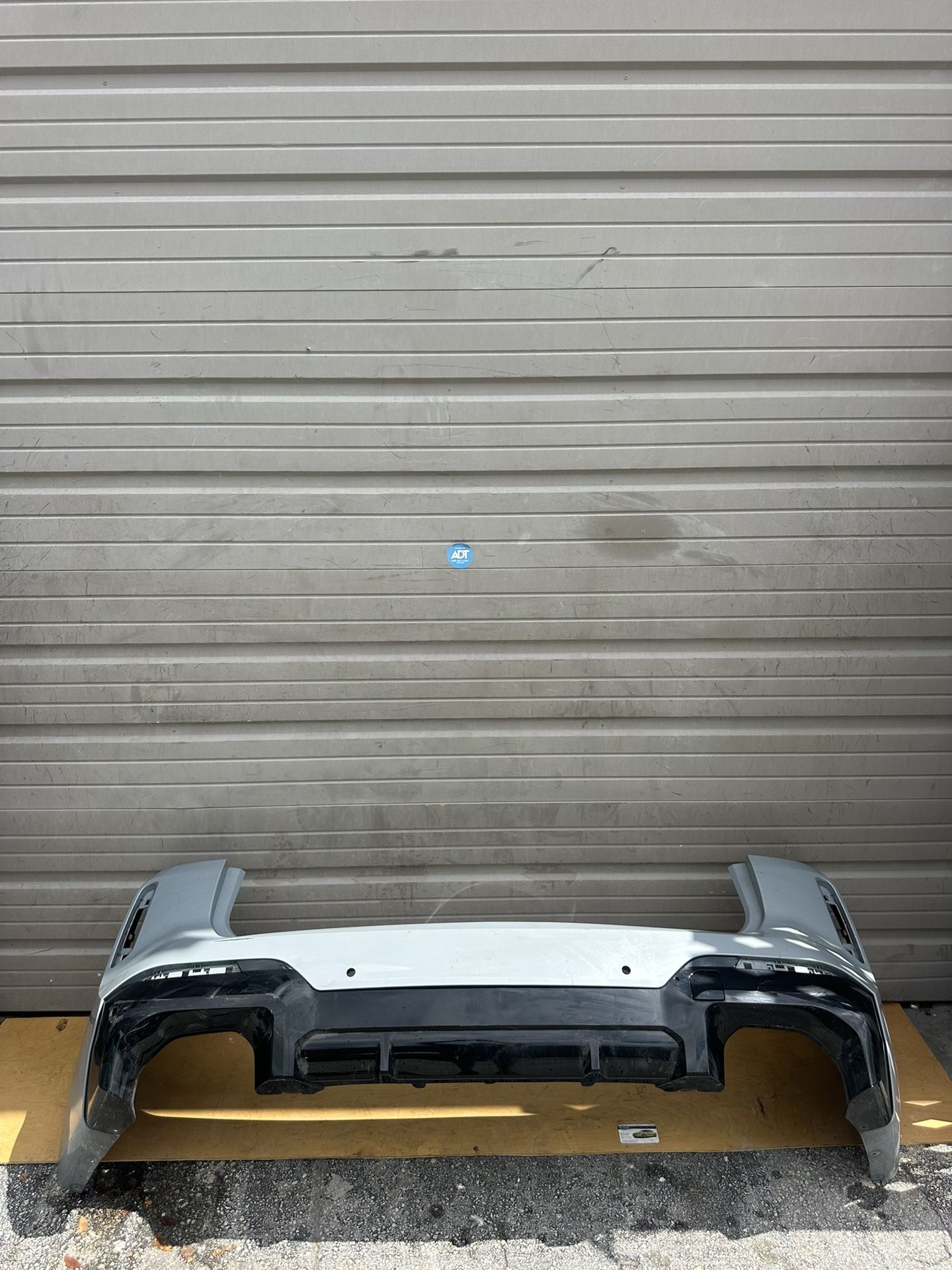 BMW X3 G01 LCI GENUINE MSPORT OEM REAR BUMPER COVER WITH DIFFUSER 2022-2024