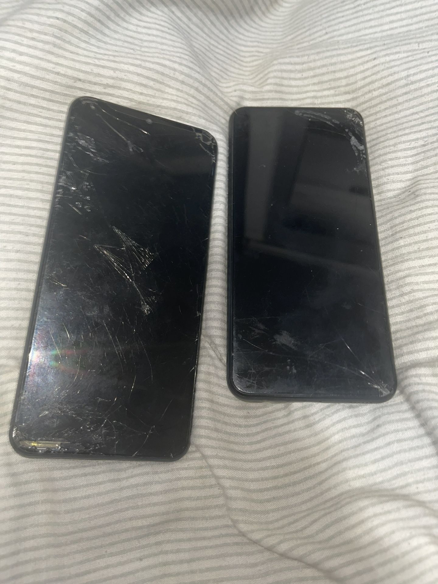 Samsung Broken Screen