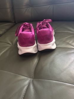 Nike revolution