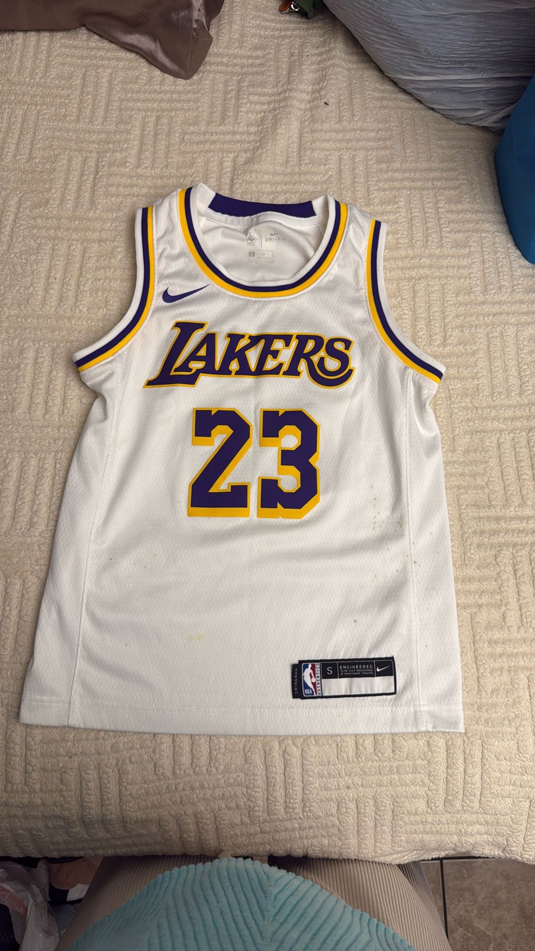 Lakers Jersey, Girls Kid Size Small