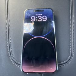 iPhone 14 Pro Max With AirPod Pro 2 